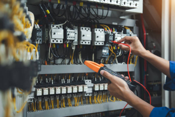 Best 24-Hour Electrician  in Monmouth, OR