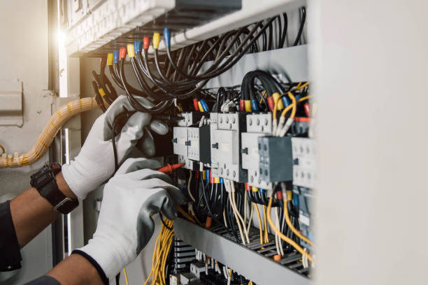 Best Emergency Electrical Repair  in Monmouth, OR